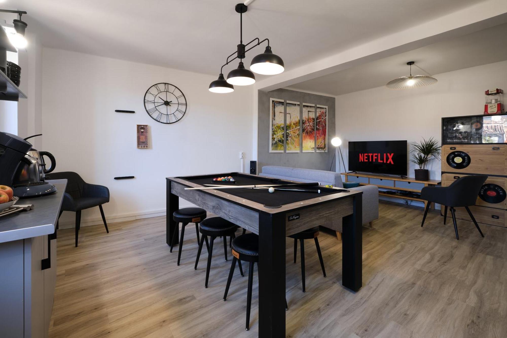Magnifique*t4*centre Ville*wifi*billard*netflix*